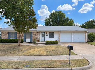 2514 Cloverdale St, Arlington, TX 76010