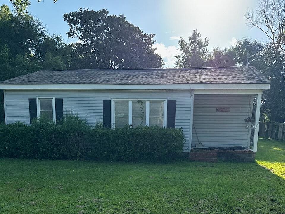 1st image of 76 Lee Drive