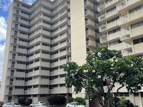 2nd image of 1702 Kewalo St APT 703