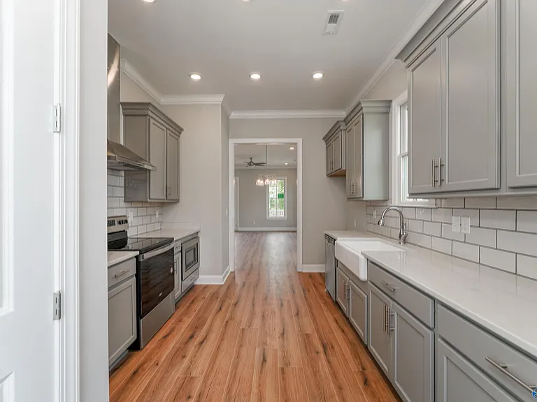 30 Pine St NW — Photo 6