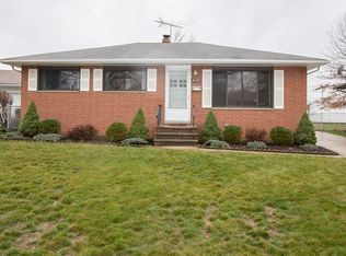 19137 Davinwood Dr, Cleveland, OH