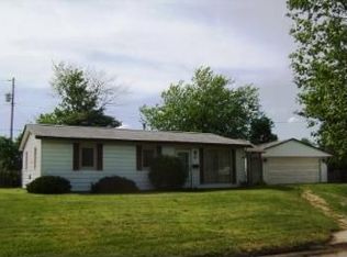 64 Whippoorwill Dr, Decatur, IL 62526