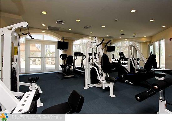 Le Club exercise room
