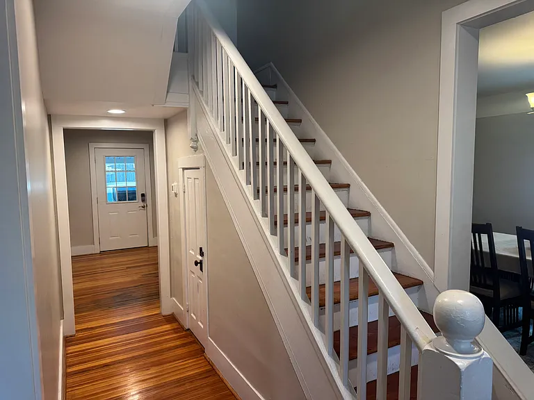 309 Court Ave — Photo 18