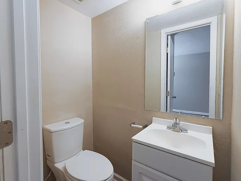 Virginia Terrace — Photo 11