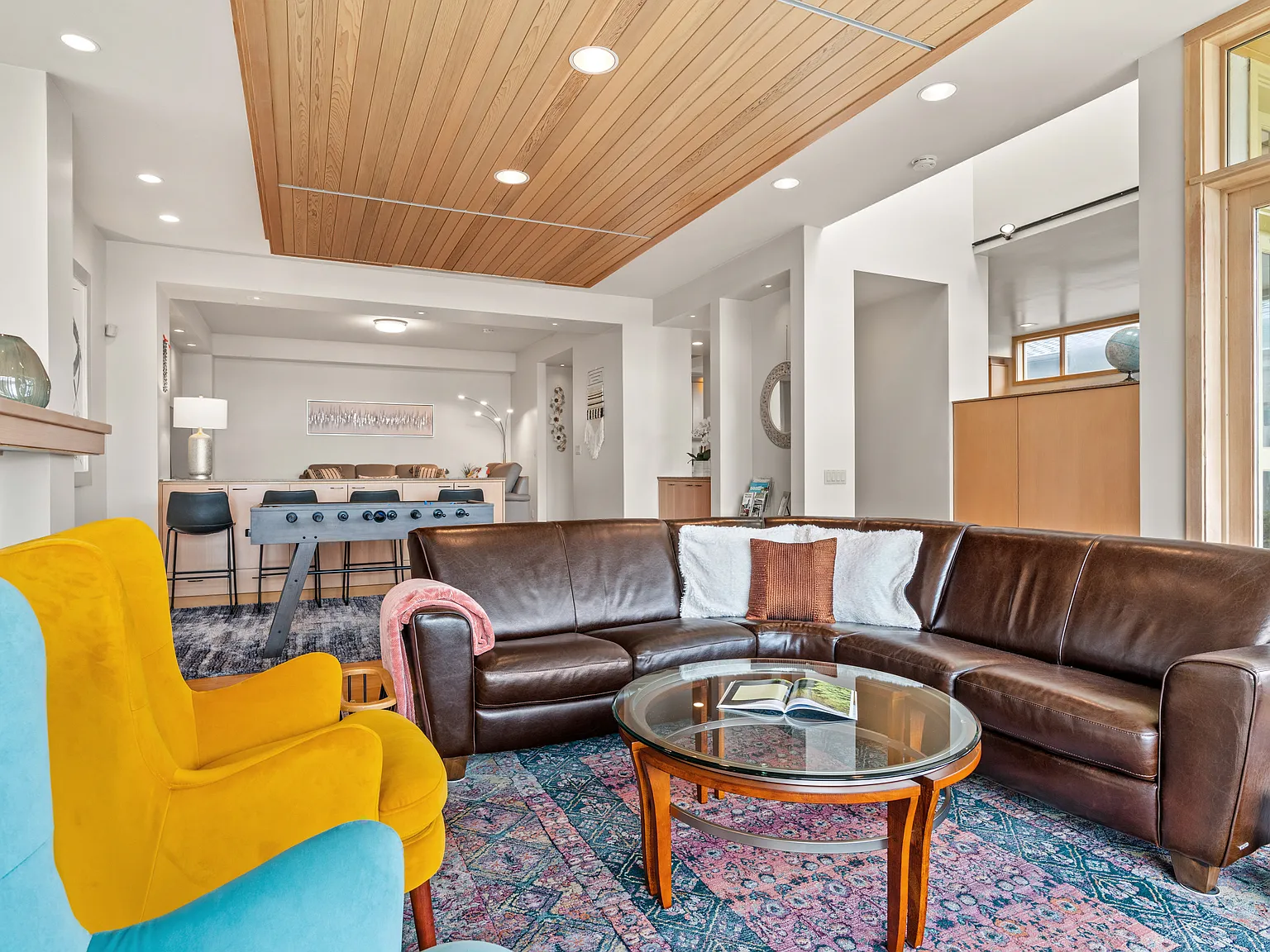 5 bed, 3.5 bath, 4110 sqft, $7,000 — Photo 3