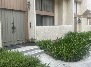 26348 W Plata Ln, Calabasas, CA 91302