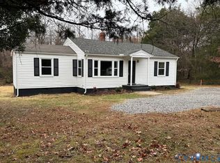 7945 Abilene Rd, Farmville, VA 23901