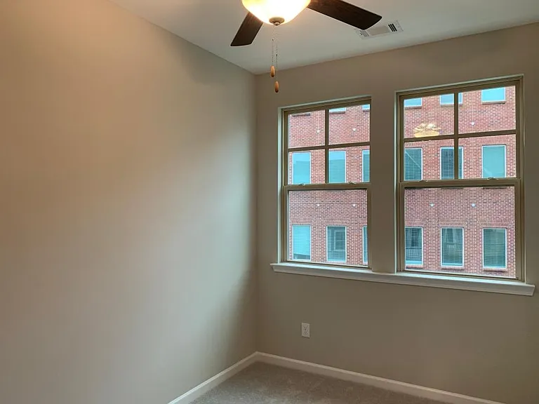 6007 Skellig St — Photo 12