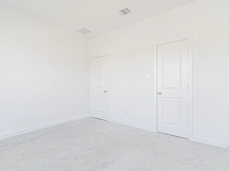 Bedroom 2 (Guest)