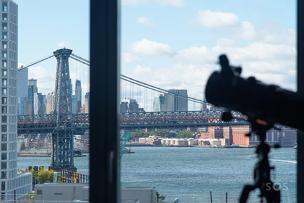 Sold by Brick&Mortar | media 25