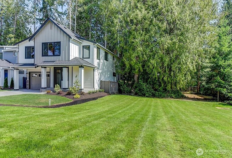 3rd image of 19312 Meridian Drive SE #CW 11