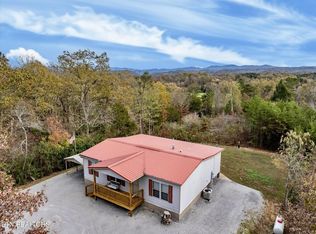 519 Sawmill Rd, Tellico Plains, TN 37385