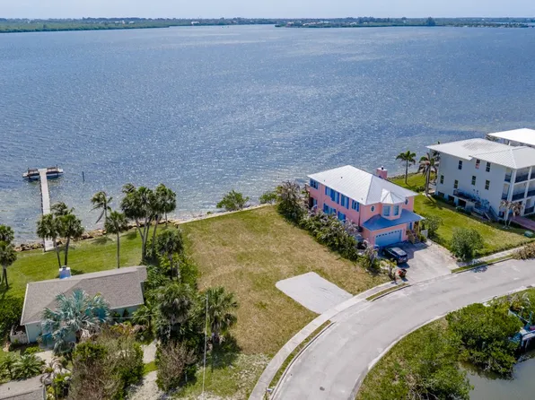 9494 52nd Ct, Sebastian, FL 32958