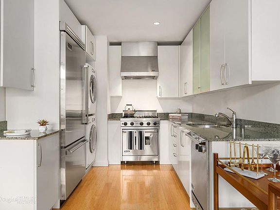 2nd image of 201 W 17th St APT 6D