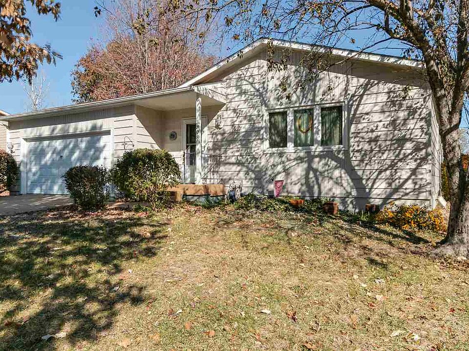 1st image of 3308 Woods Dr