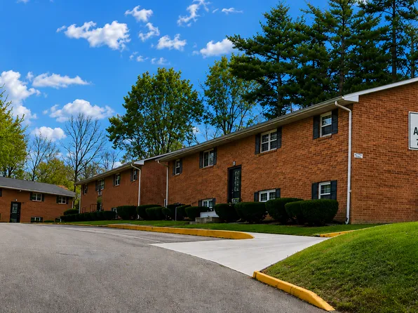 290 W National Rd, 290 W National Dr #A1, Newark, OH 43055