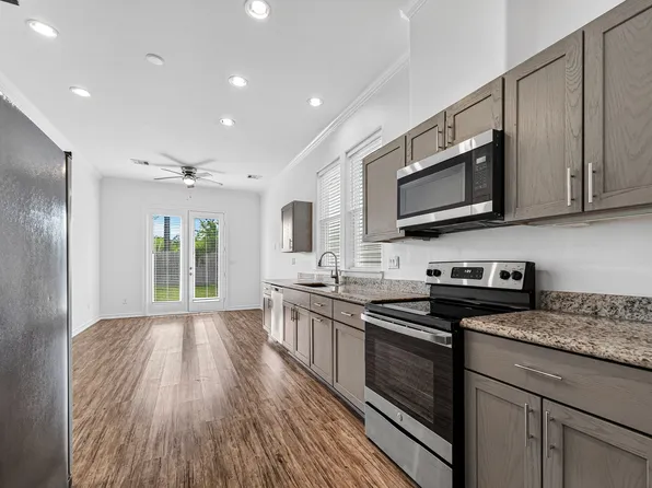 3247 Real St #B, Houston, TX 77087