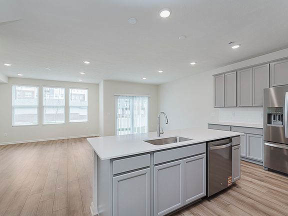 Bright Living Room with Natural Light _ Open and Inviting Space for Family or Guests