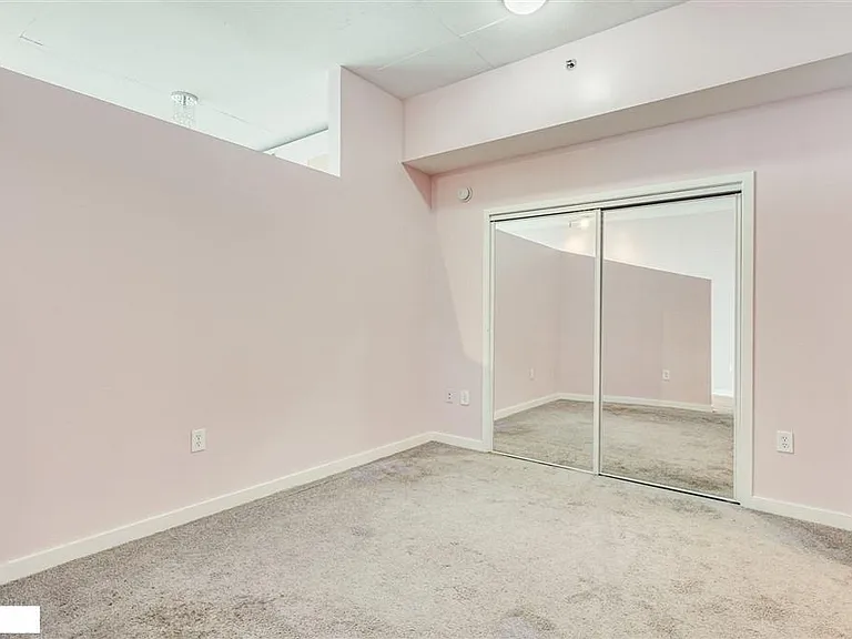 3324 Peachtree Rd NE #2515 — Photo 15