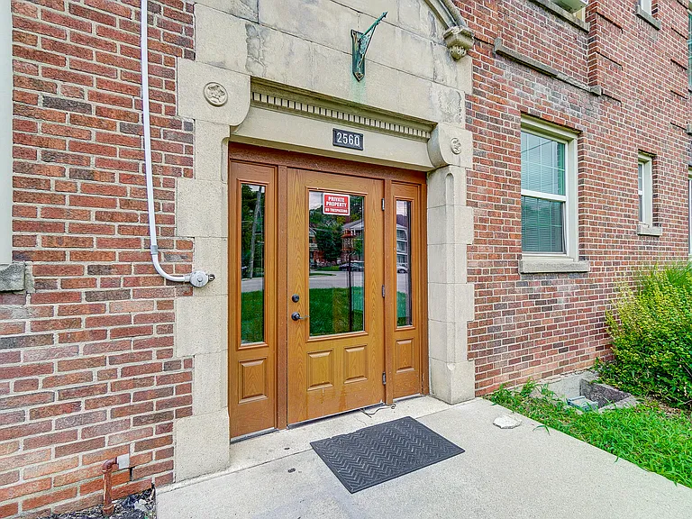 2560 Madison Rd #10 — Photo 20