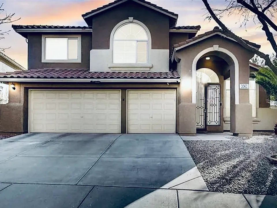 3063 Blazing Creek Way
