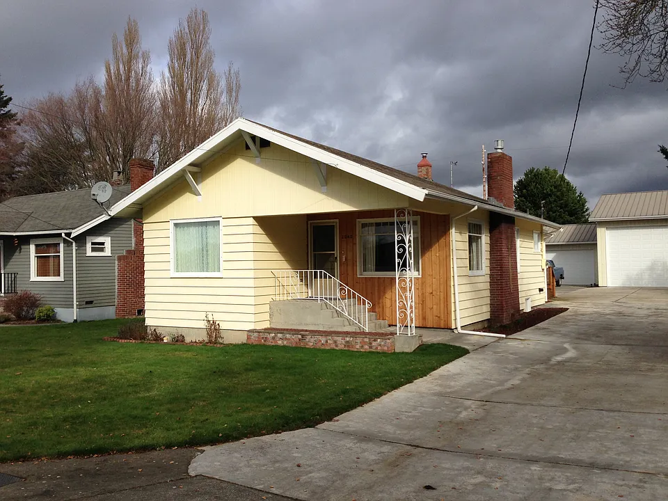 3042 Eldridge Ave