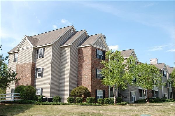 Apartment Building