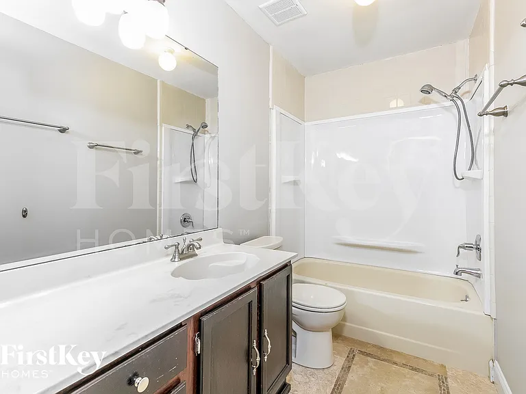 1003 Faircloth Ct — Photo 13
