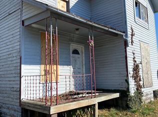 82 E Stevens St, Newark, OH 43055