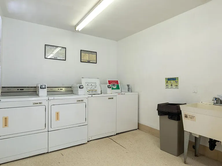10845 Camino Ruiz #72 — Photo 26
