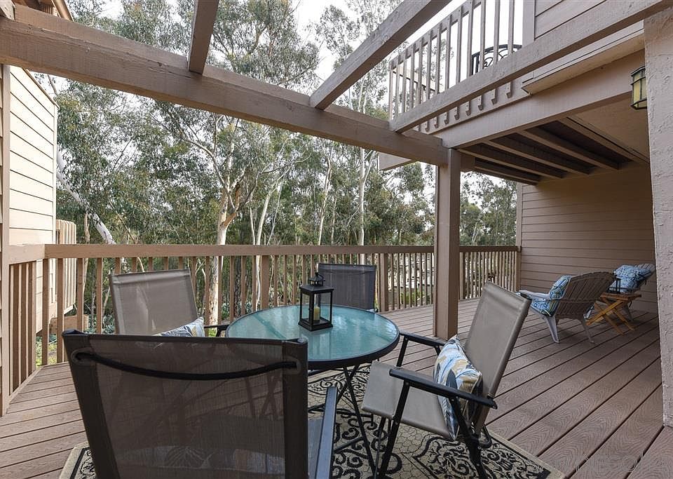 1st image of 9961 Aviary Dr