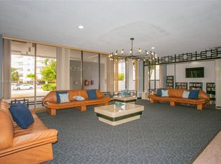 137 Golden Isles Dr APT 408, Hallandale Beach, FL 33009