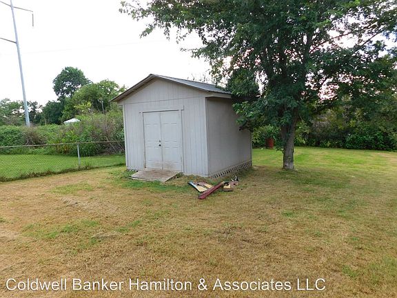 5th image of 3857 Lynncrest Dr NE