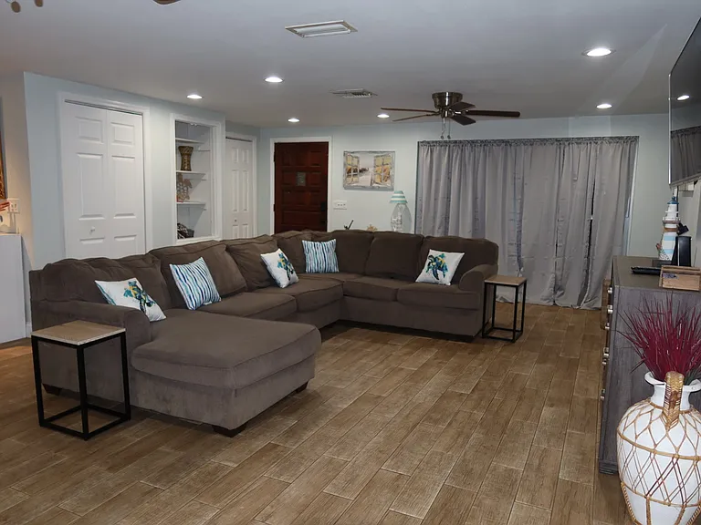 3336 Elkridge Dr — Photo 4