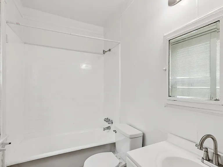501 N 35th St #3F — Photo 5