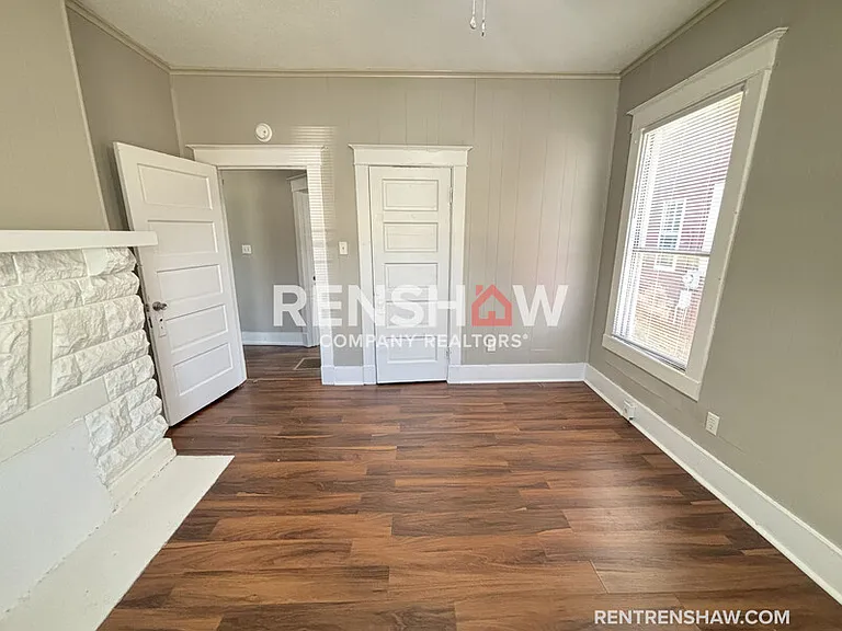 696 Decatur St — Photo 7