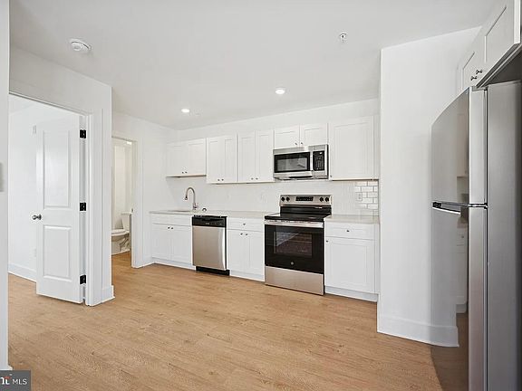 2nd image of 3413 N 19th St #4REAR