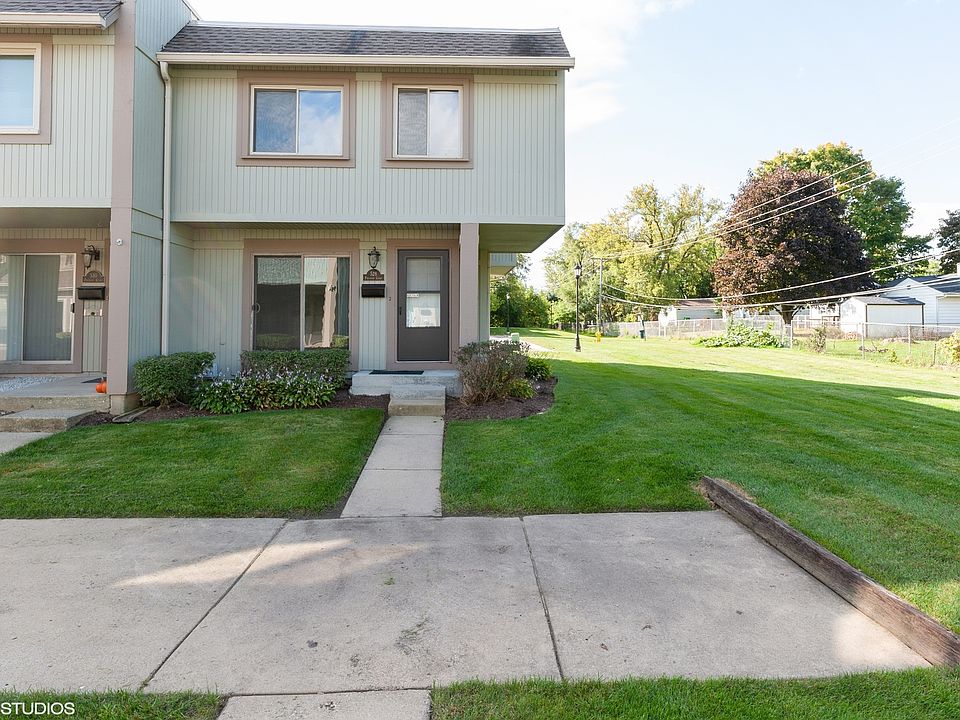 1st image of 528 Pheasant Ct