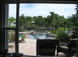 54 W View Ln, Cocoa Beach, FL 32931