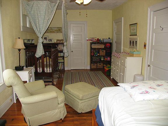 Large bedroom walk-in closet
