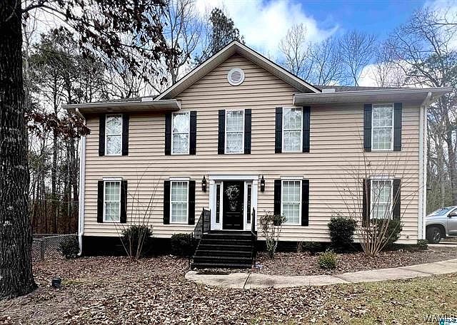 1st image of 10555 Country Club Dr