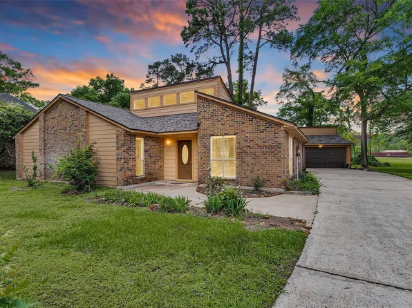 12011 Maverick Dr, Willis, TX 77378