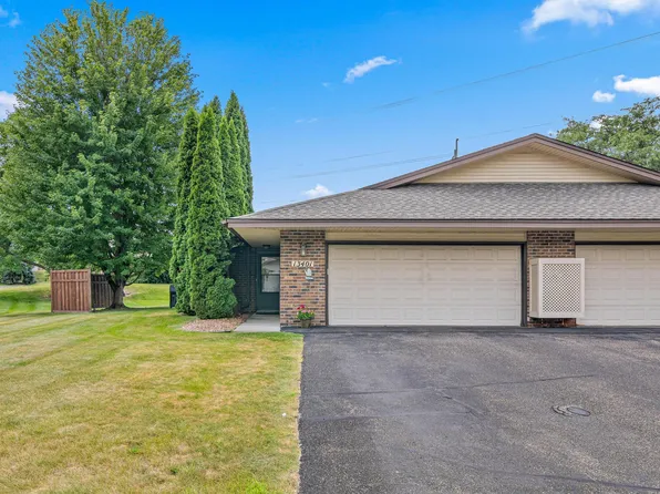 13401 Pepperwood Cir, Minnetonka, MN 55305