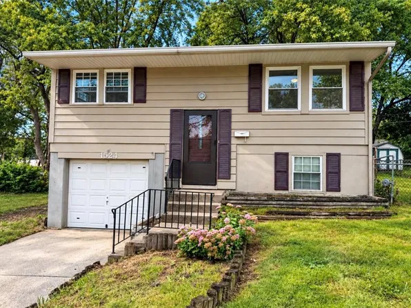 1524 N Seminole Dr, Independence, MO 64058