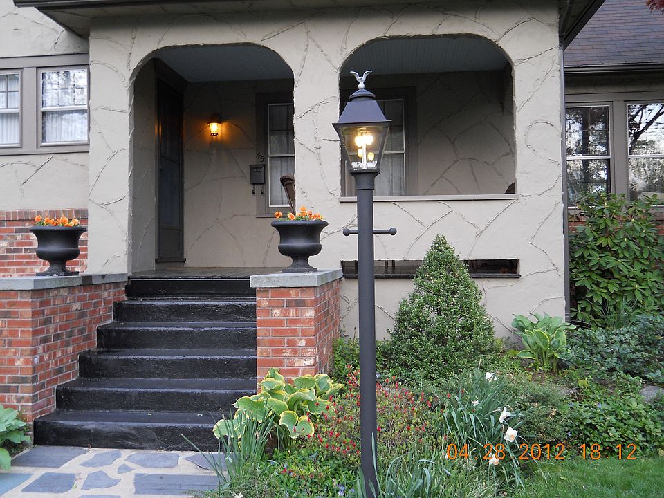 front steps to porch