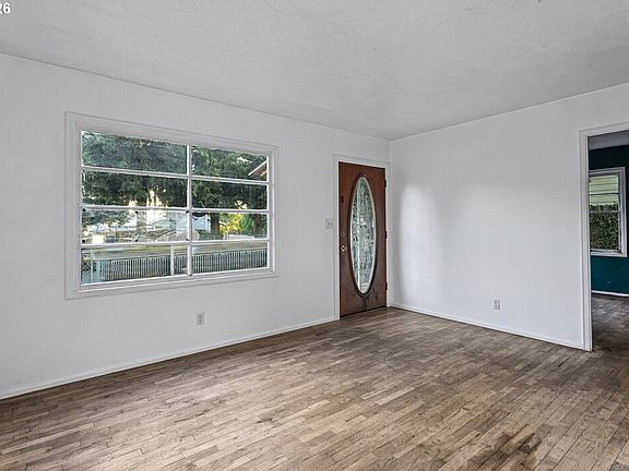 4th image of 3344 SE 150th Ave