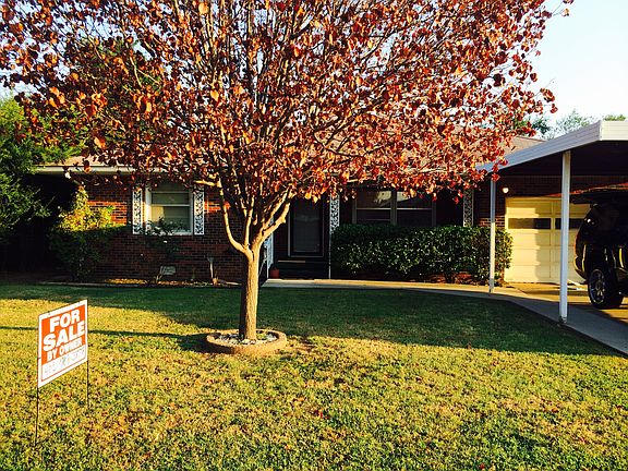 5th image of 742 SW 51st St