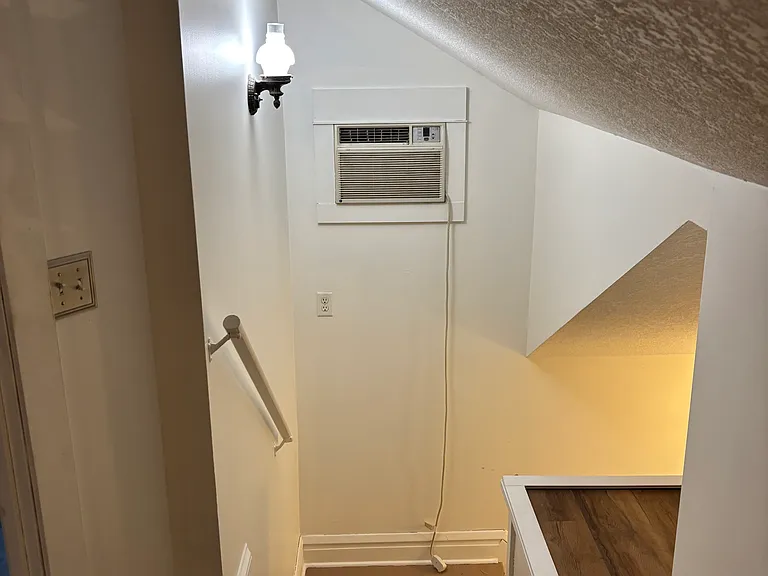 1195 Portland Ave — Photo 13