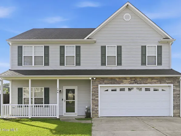 106 Dukes Lake Circle, Richlands, NC 28574
